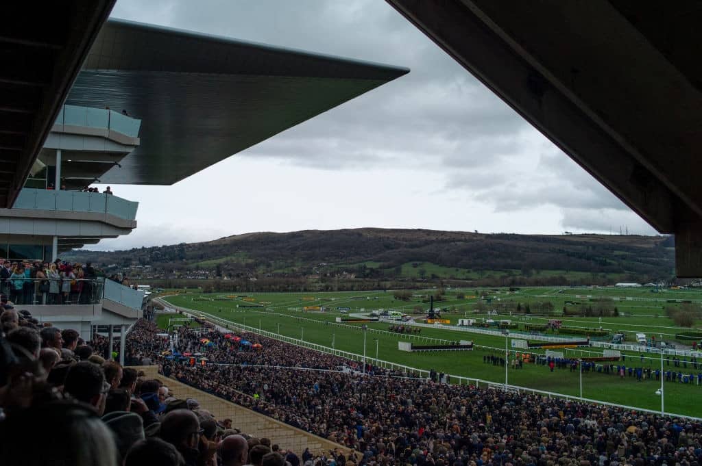 CHELTENHAM, ENGLAND - MARCH 15: The Albert Bartlett Novices' Hurdle Race takes place during the Cheltenham Festival on March 15, 2019 in Cheltenham, England. (Photo by Dan Kitwood/Getty Images)