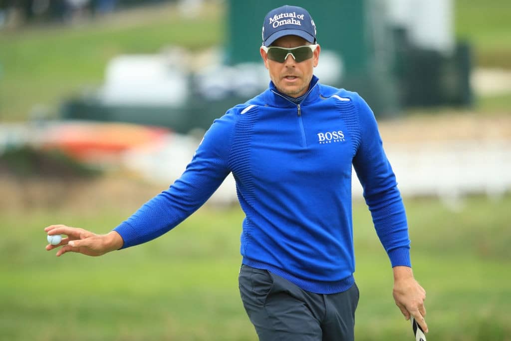 PEBBLE BEACH, CALIFORNIA - JUNE 15: Henrik Stenson of Sweden waves during the third round of the 2019 U.S. Open at Pebble Beach Golf Links on June 15, 2019 in Pebble Beach, California. (Photo by Andrew Redington/Getty Images)