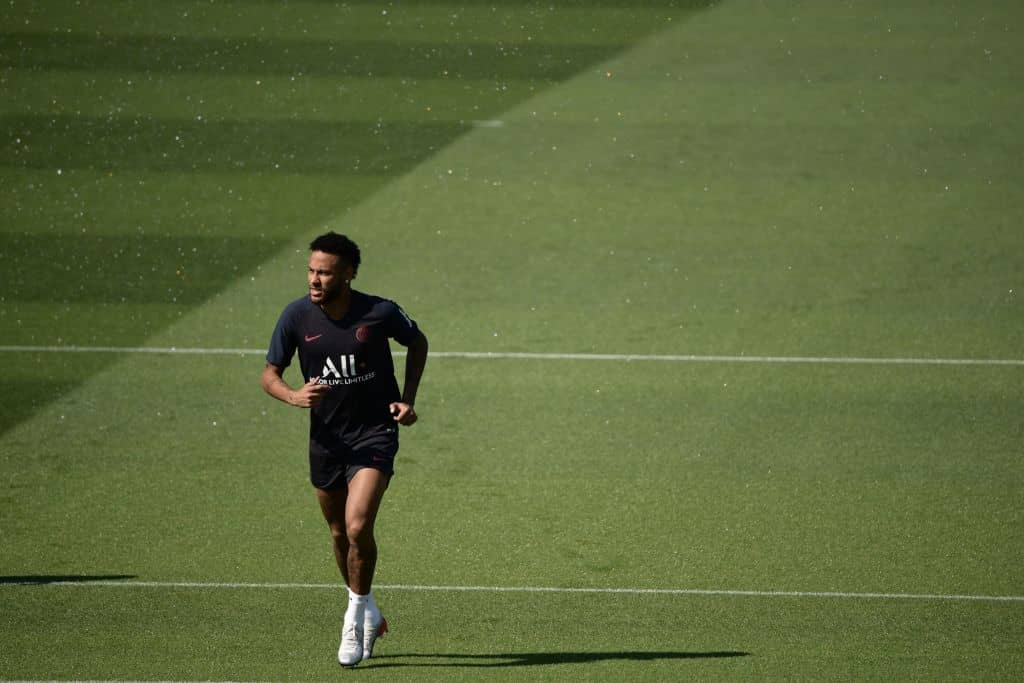 TOPSHOT - PSG's Brazilian forward Neymar attends a training session in Ooredoo training center in Saint-Germain-en-Laye on August 29, 2019. (Photo by Martin BUREAU / AFP) (Photo credit should read MARTIN BUREAU/AFP/Getty Images)