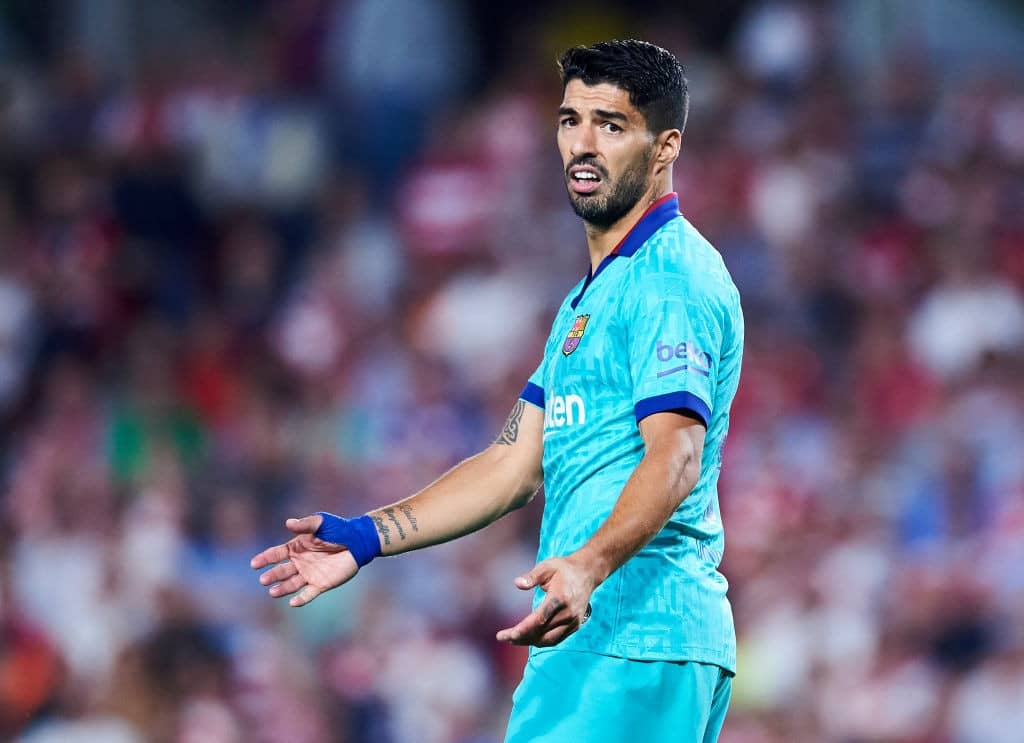 GRANADA, SPAIN - SEPTEMBER 21: Luis Suarez of FC Barcelona reacts during the Liga match between Granada CF and FC Barcelona at Estadio Nuevo Los Carmenes on September 21, 2019 in Granada, Spain. (Photo by Aitor Alcalde/Getty Images)